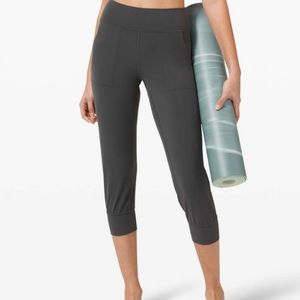 Great lululemon Align High-Rise Cropped Jogger size 6